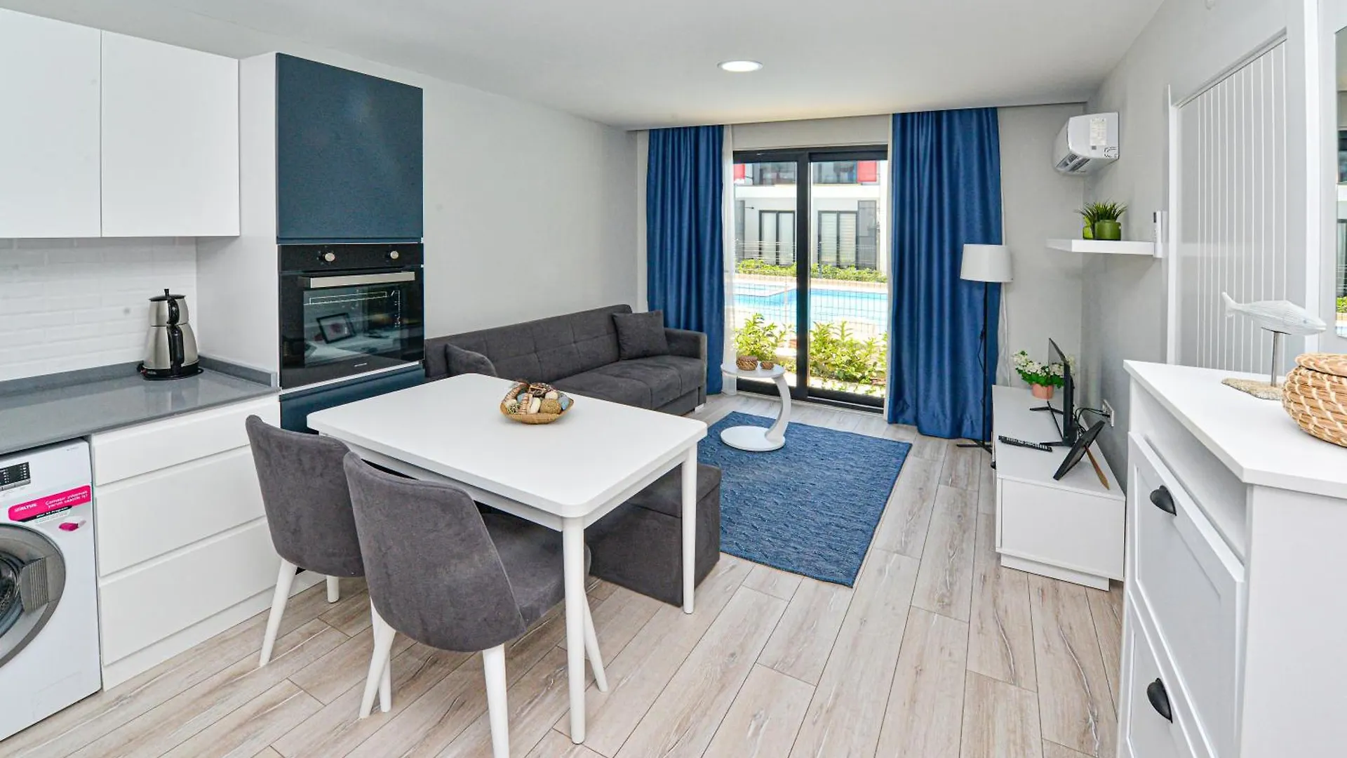 C Suites Antalia Airport Apartment Antalya