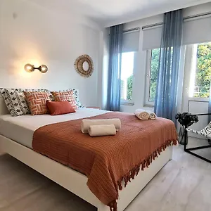 guney-suites-by-villa-safiya.aegeanhotels.net/