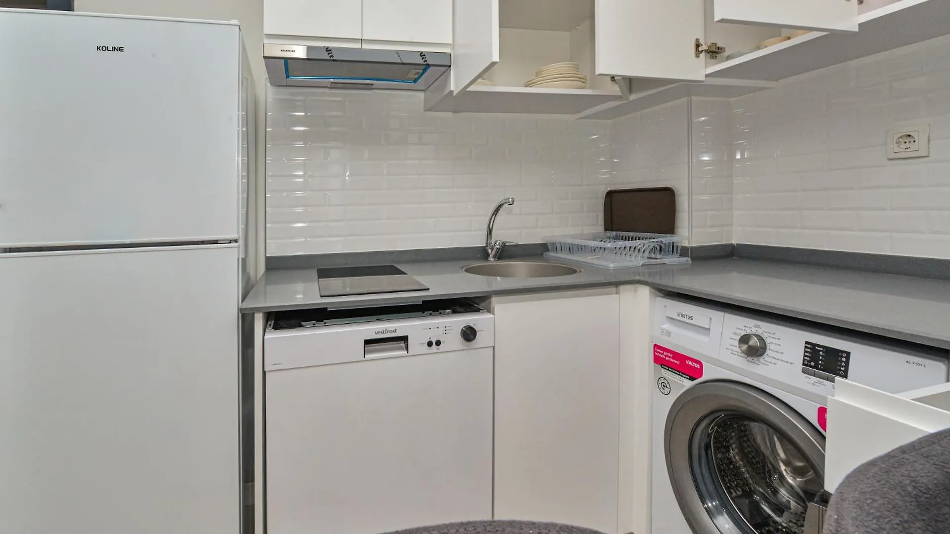 C Suites Antalia Airport Apartment
